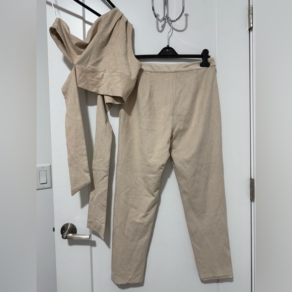 MISHA Dana Suede Top & Panette Pants Set in Buff, Size US 8, NWT - Picture 4 of 9